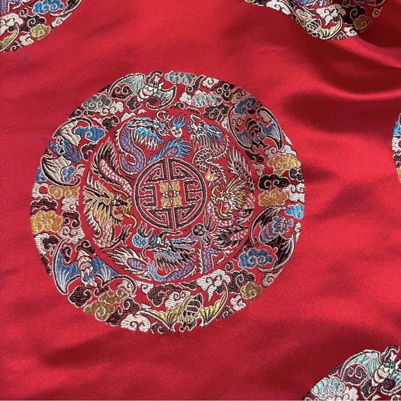 Vintage 80’s Red Oriental
Embroidered Reversible Jacket - Picture 8 of 12